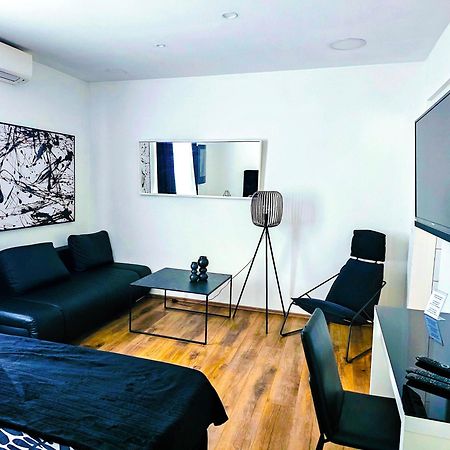 Octagon Main Square Apartment Zagreb Eksteriør bilde