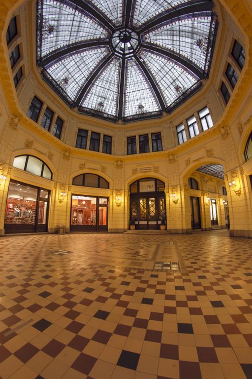 Octagon Main Square Apartment Zagreb Eksteriør bilde