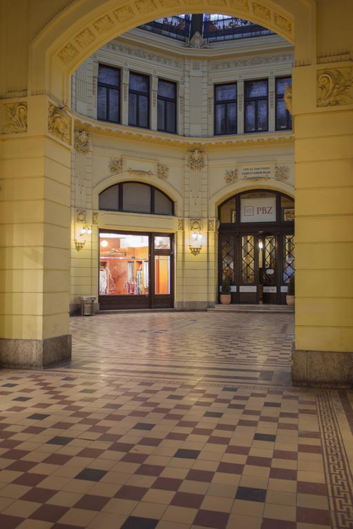 Octagon Main Square Apartment Zagreb Eksteriør bilde